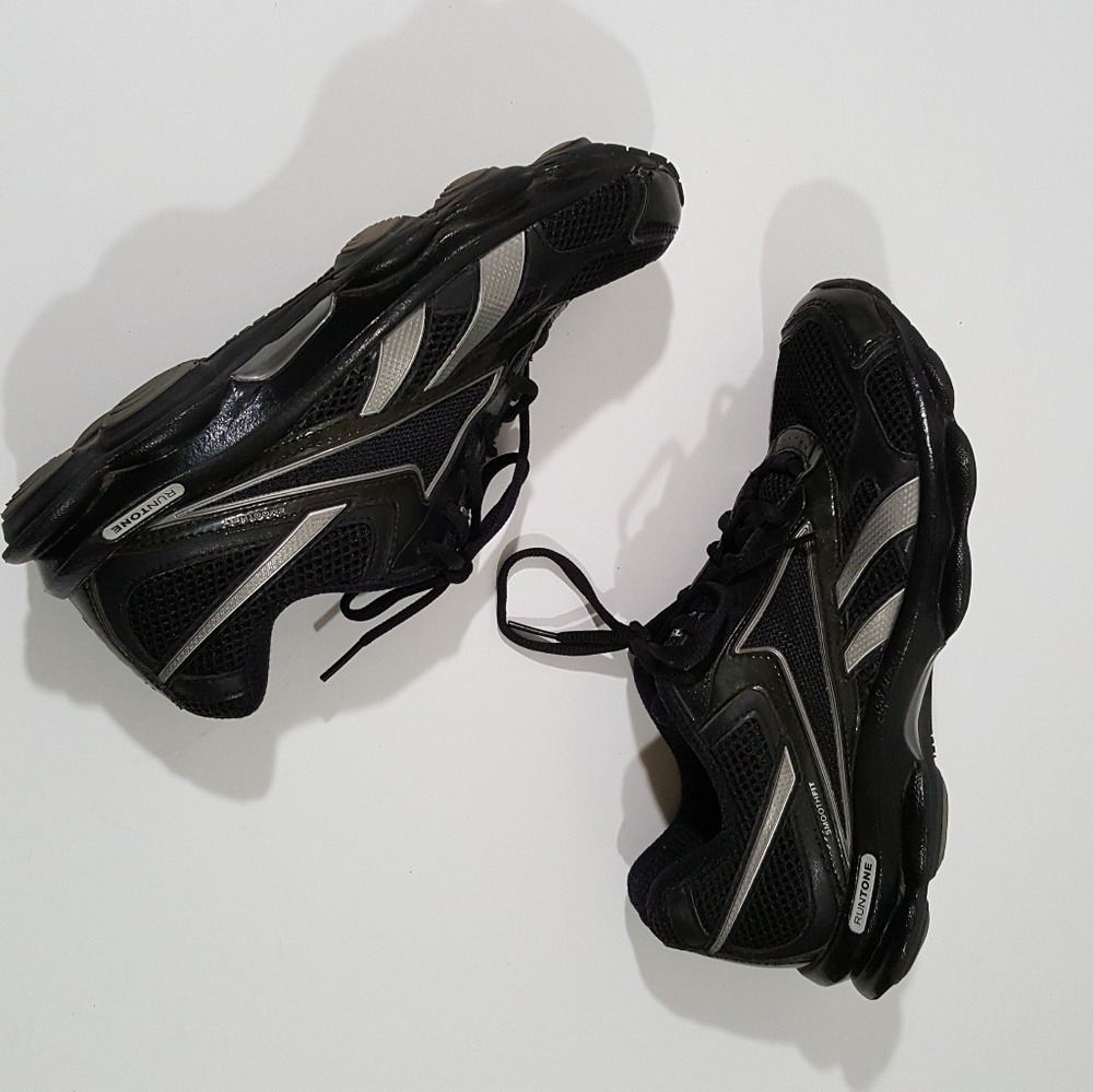 Reebok Runtone Smoothfit black woman size 8